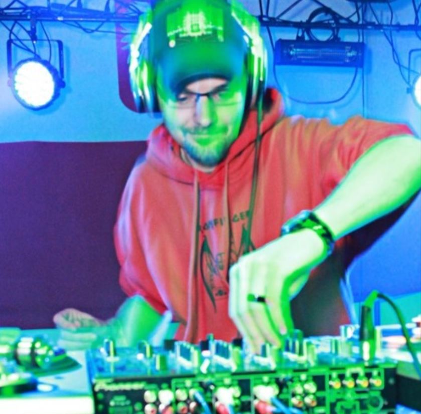 Scott Danesi DJ Set at Houston Pinball and Arcade Expo