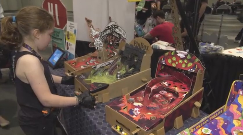Make Your Own Amazing Cardboard Pinball Machine – IGN Video