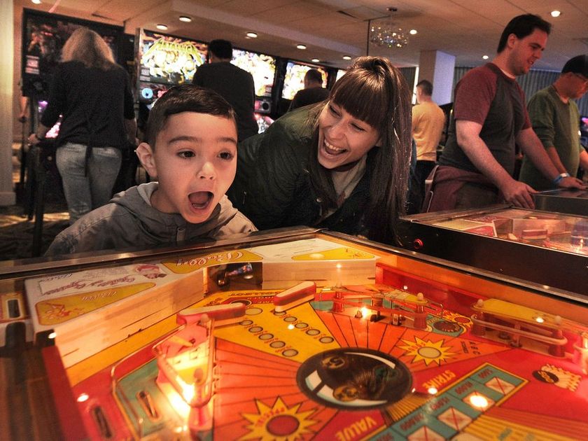 Pinball fans flip out at Vancouver festival – Vancouver Sun